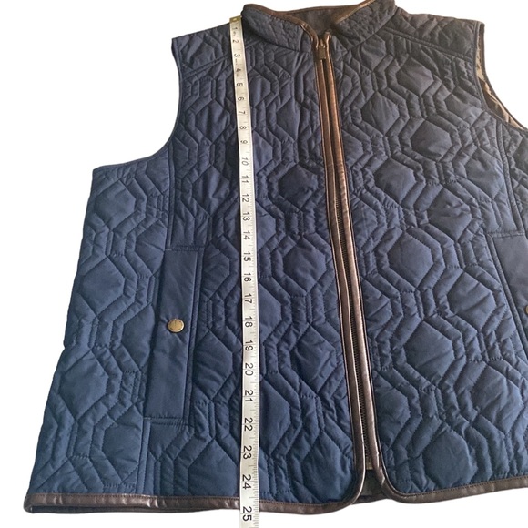 Lands End Women’s Primaloft Vest Like 🆕 - Picture 8 of 9
